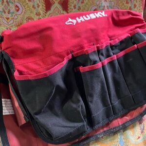 Husky bucket, tool holder bucket, not included